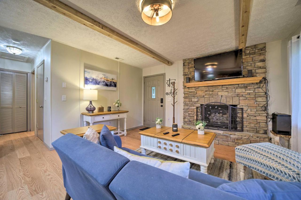 Charming Maggie Valley Getaway With Fire Pit! Exterior photo