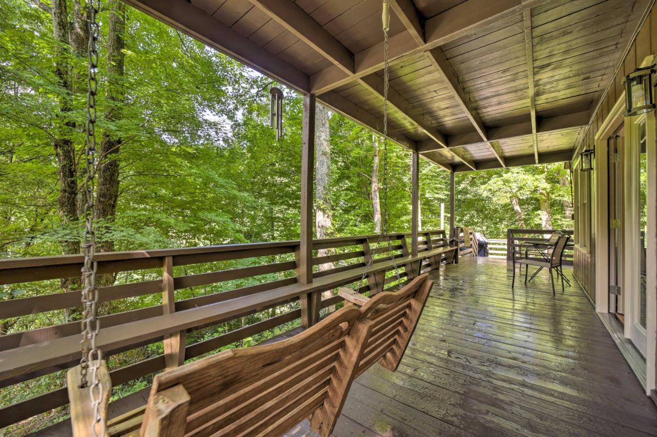 Charming Maggie Valley Getaway With Fire Pit! Exterior photo